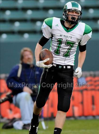Thumbnail 1 in St. Mary's vs. Cathedral (CIF State D2 Final) photogallery.