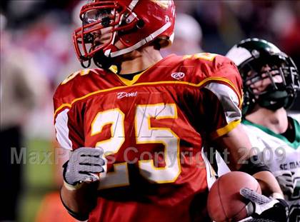 Thumbnail 1 in St. Mary's vs. Cathedral (CIF State D2 Final) photogallery.