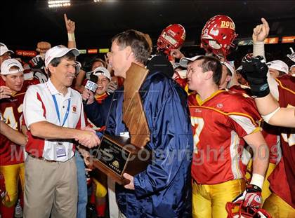 Thumbnail 1 in St. Mary's vs. Cathedral (CIF State D2 Final) photogallery.