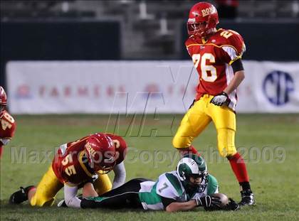 Thumbnail 2 in St. Mary's vs. Cathedral (CIF State D2 Final) photogallery.
