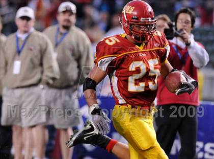 Thumbnail 1 in St. Mary's vs. Cathedral (CIF State D2 Final) photogallery.