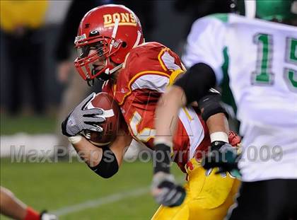 Thumbnail 3 in St. Mary's vs. Cathedral (CIF State D2 Final) photogallery.