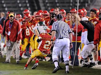 Thumbnail 1 in St. Mary's vs. Cathedral (CIF State D2 Final) photogallery.