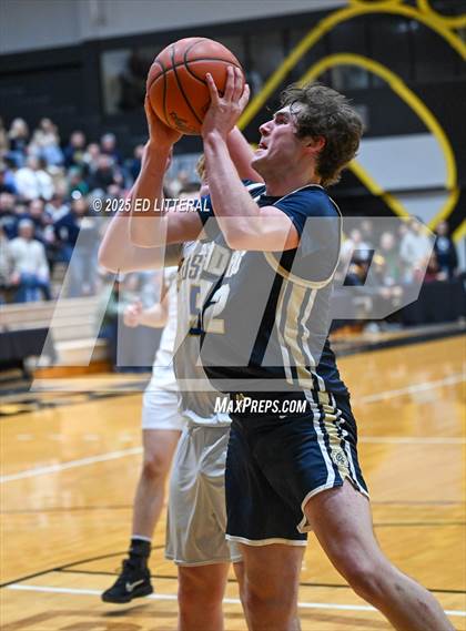 Thumbnail 3 in Catholic Central vs. Notre Dame (OHSAA DIV VII Regional Semifinal) photogallery.