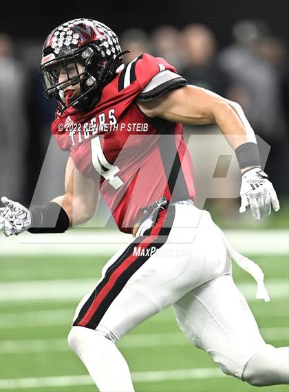 Thumbnail 1 in Union Parish vs. Many (LHSAA Div III Non-Select Final) photogallery.