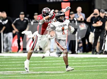 Thumbnail 2 in Union Parish vs. Many (LHSAA Div III Non-Select Final) photogallery.