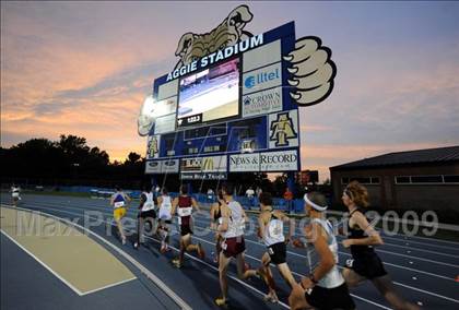 Thumbnail 3 in Nike Outdoor Nationals - Day 1 photogallery.
