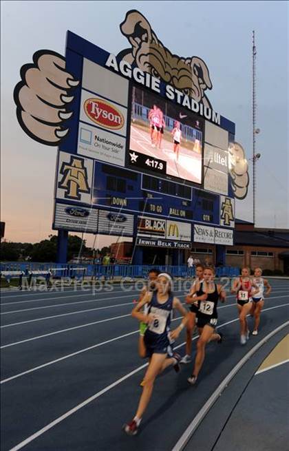 Thumbnail 1 in Nike Outdoor Nationals - Day 1 photogallery.