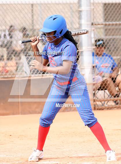 Thumbnail 2 in Coolidge vs Horizon (Sunrise Mountain Invitational) photogallery.