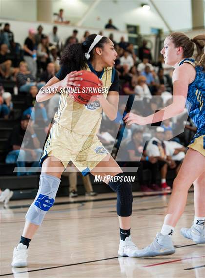 Thumbnail 2 in NorCal Sports All Star Game East vs West photogallery.