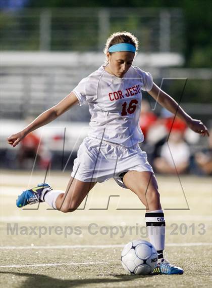 Thumbnail 3 in Oakville vs Cor Jesu Academy (MSHSAA Class 3 District 7 Playoff) photogallery.