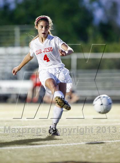 Thumbnail 1 in Oakville vs Cor Jesu Academy (MSHSAA Class 3 District 7 Playoff) photogallery.