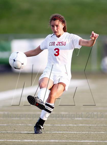 Thumbnail 3 in Oakville vs Cor Jesu Academy (MSHSAA Class 3 District 7 Playoff) photogallery.