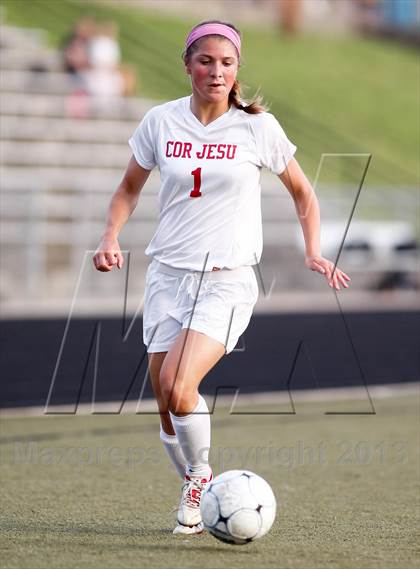 Thumbnail 2 in Oakville vs Cor Jesu Academy (MSHSAA Class 3 District 7 Playoff) photogallery.