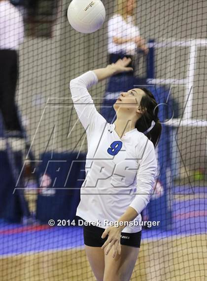 Thumbnail 2 in Valley vs Coal Ridge (CHSAA 3A Playoff) photogallery.