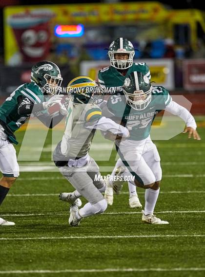 Thumbnail 3 in Placer vs. Manteca (CIF SJS D3 Final) photogallery.