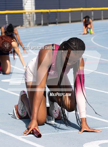 Thumbnail 2 in Johnson C. Smith University Invitational photogallery.