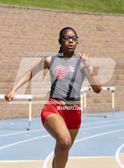 Thumbnail 1 in Johnson C. Smith University Invitational photogallery.