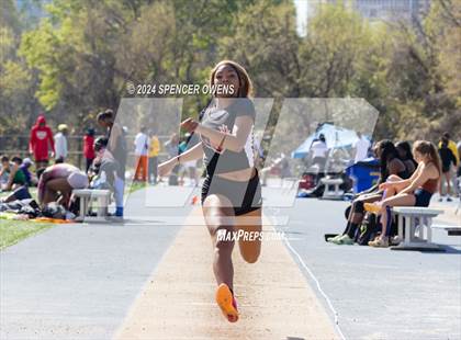 Thumbnail 1 in Johnson C. Smith University Invitational photogallery.