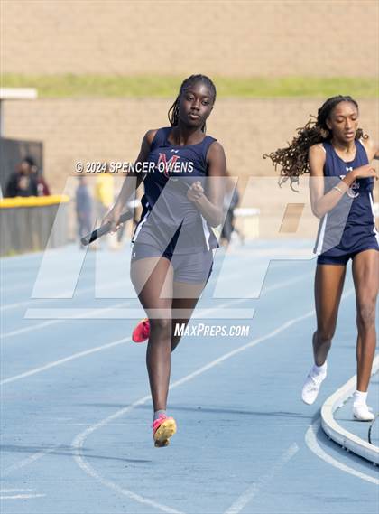 Thumbnail 3 in Johnson C. Smith University Invitational photogallery.