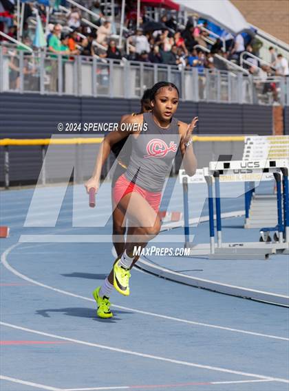 Thumbnail 2 in Johnson C. Smith University Invitational photogallery.