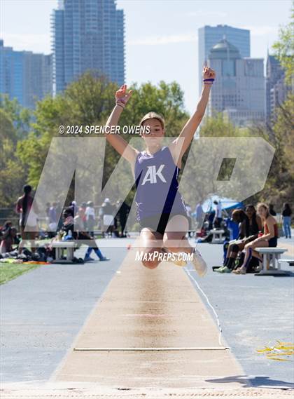 Thumbnail 1 in Johnson C. Smith University Invitational photogallery.