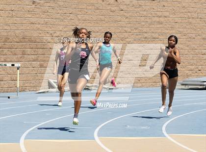 Thumbnail 2 in Johnson C. Smith University Invitational photogallery.