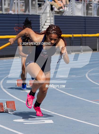 Thumbnail 3 in Johnson C. Smith University Invitational photogallery.