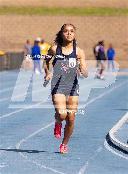 Thumbnail 3 in Johnson C. Smith University Invitational photogallery.