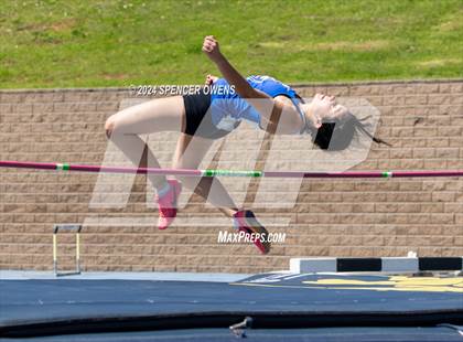 Thumbnail 1 in Johnson C. Smith University Invitational photogallery.