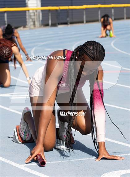 Thumbnail 1 in Johnson C. Smith University Invitational photogallery.