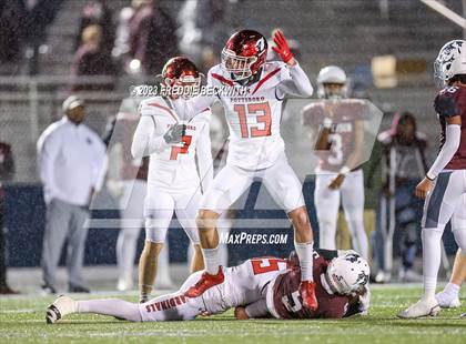 Thumbnail 1 in Pottsboro vs. Jefferson (UIL 3A Bi-District) photogallery.