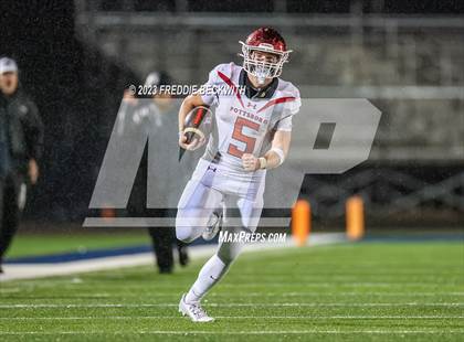 Thumbnail 3 in Pottsboro vs. Jefferson (UIL 3A Bi-District) photogallery.