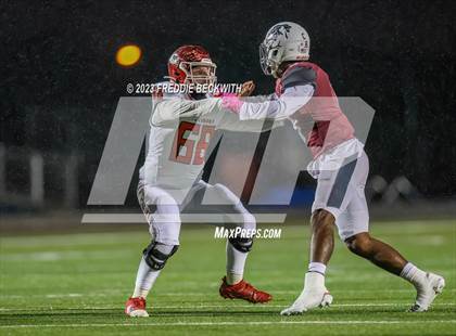 Thumbnail 3 in Pottsboro vs. Jefferson (UIL 3A Bi-District) photogallery.