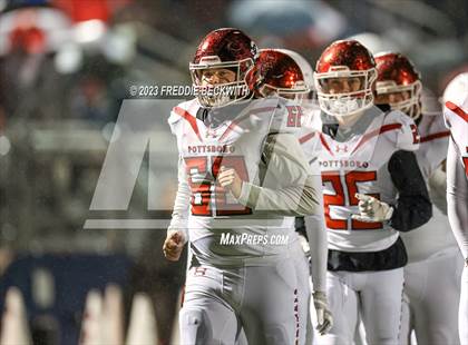 Thumbnail 3 in Pottsboro vs. Jefferson (UIL 3A Bi-District) photogallery.