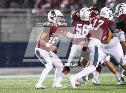 Thumbnail 1 in Pottsboro vs. Jefferson (UIL 3A Bi-District) photogallery.