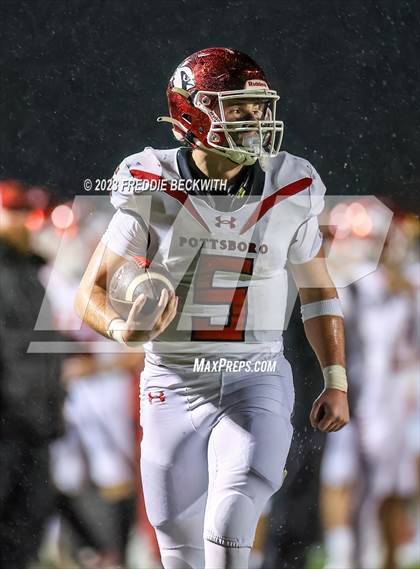 Thumbnail 1 in Pottsboro vs. Jefferson (UIL 3A Bi-District) photogallery.
