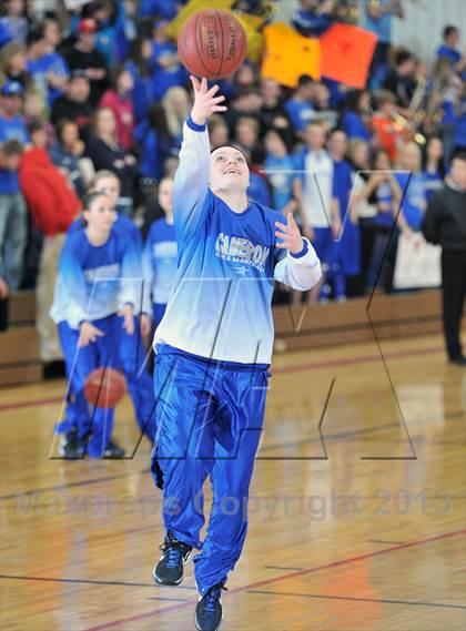 Thumbnail 1 in Cameron vs. Colfax (WIAA D4 Sectional Semi Final)  photogallery.
