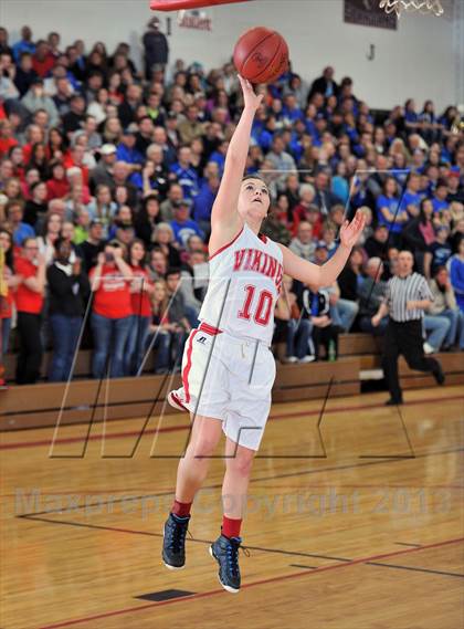 Thumbnail 1 in Cameron vs. Colfax (WIAA D4 Sectional Semi Final)  photogallery.