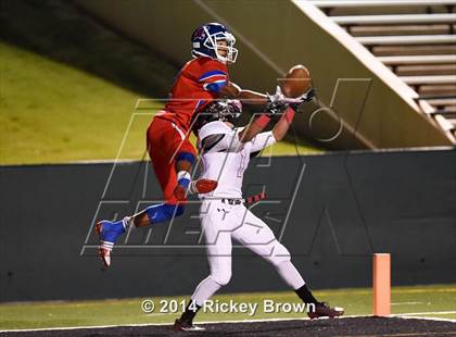 Thumbnail 2 in Cooper Lubbock vs Cooper Abilene photogallery.