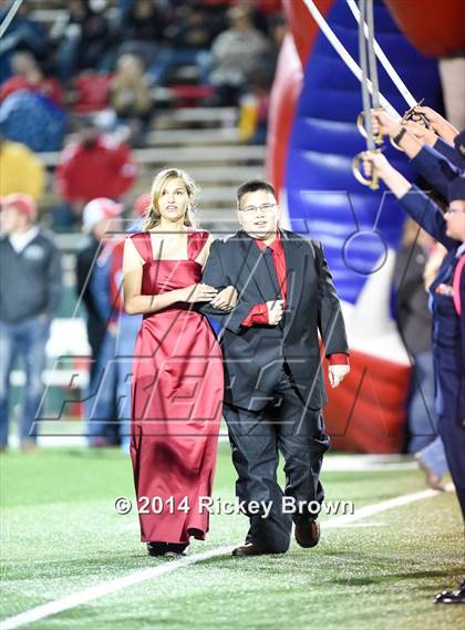 Thumbnail 2 in Cooper Lubbock vs Cooper Abilene photogallery.