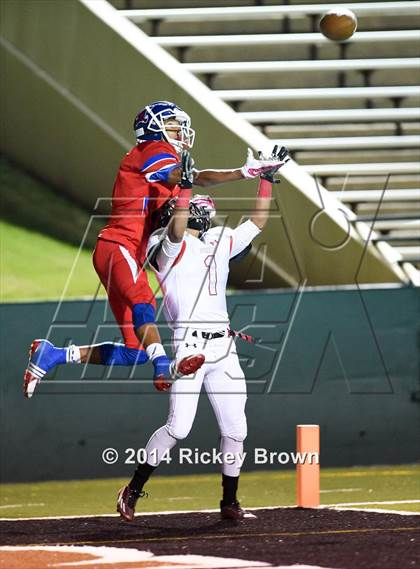 Thumbnail 1 in Cooper Lubbock vs Cooper Abilene photogallery.