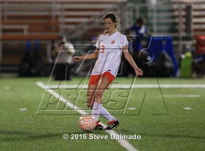 Thumbnail 2 in East Ascenscion vs Mt. Carmel (LHSAA D1 Quarterfinal) photogallery.