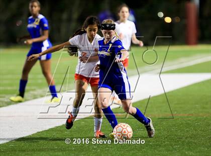 Thumbnail 1 in East Ascenscion vs Mt. Carmel (LHSAA D1 Quarterfinal) photogallery.