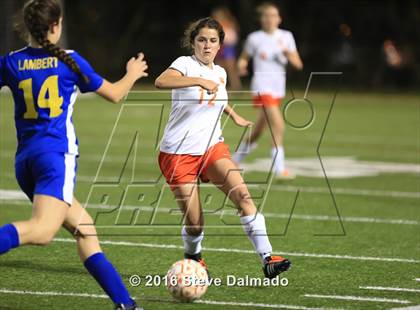 Thumbnail 3 in East Ascenscion vs Mt. Carmel (LHSAA D1 Quarterfinal) photogallery.
