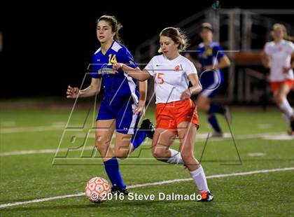 Thumbnail 2 in East Ascenscion vs Mt. Carmel (LHSAA D1 Quarterfinal) photogallery.