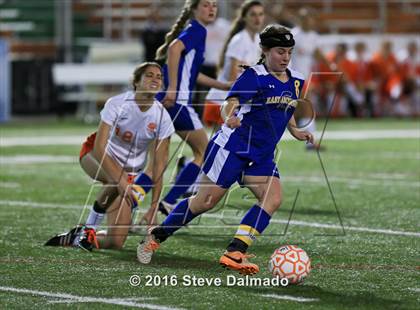Thumbnail 3 in East Ascenscion vs Mt. Carmel (LHSAA D1 Quarterfinal) photogallery.