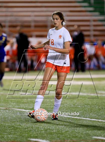Thumbnail 1 in East Ascenscion vs Mt. Carmel (LHSAA D1 Quarterfinal) photogallery.