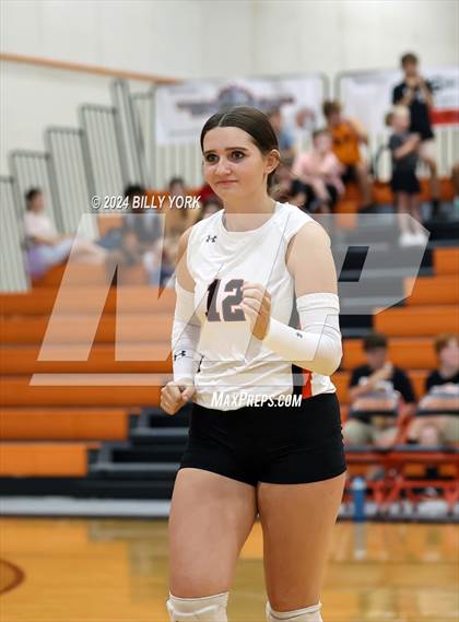 Thumbnail 2 in Grand Saline vs Eustace photogallery.