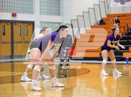 Thumbnail 2 in Grand Saline vs Eustace photogallery.